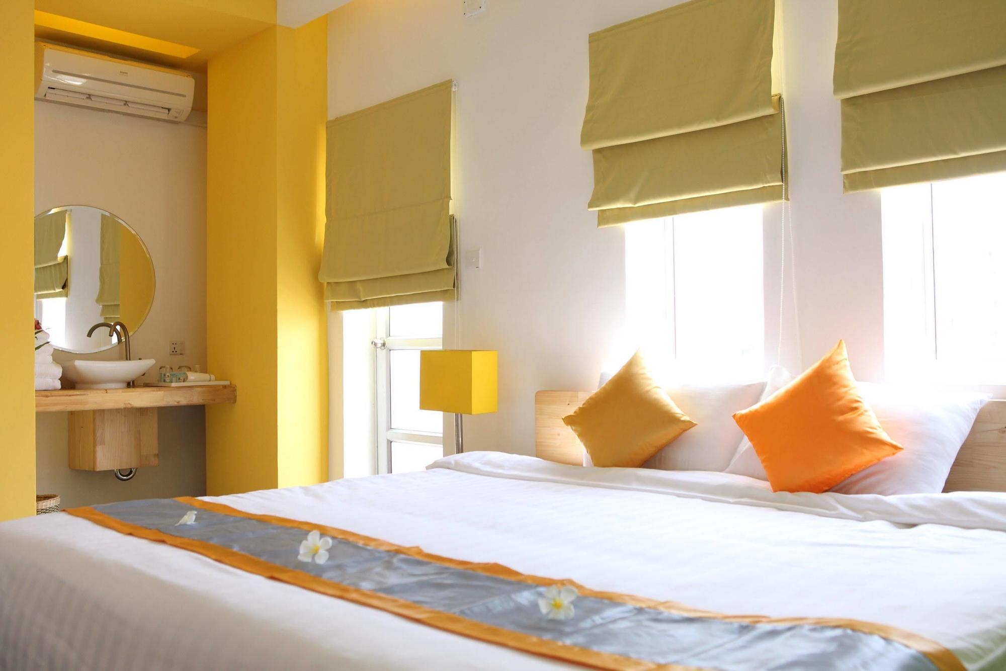 The Frangipani Living Arts Hotel And Spa Phnom Penh Rom bilde